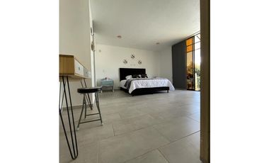CASA CAMPESTRE EN RENTA MARINILLA