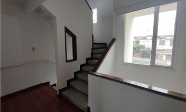SE VENDE  CASA SECTOR AMERICAS OCCIDENTAL