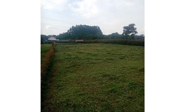 SE VENDE LOTE EN CONJUNTO CERRADOEN LA VIA CIRCASIA - PEREIRA