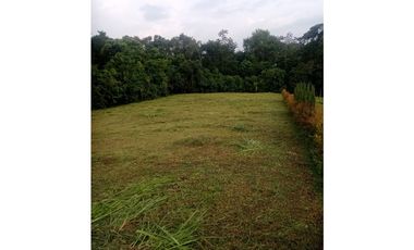 SE VENDE LOTE EN CONJUNTO CERRADOEN LA VIA CIRCASIA - PEREIRA