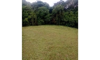 SE VENDE LOTE EN CONJUNTO CERRADOEN LA VIA CIRCASIA - PEREIRA