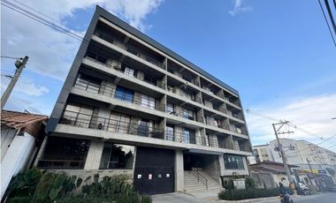 SE VENDE APARTAESTUDIO EN LA CEJA PARQUEADERO Y ÚTIL EDIFICIO PORTELLO