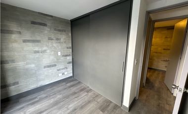 SE VENDE APARTAESTUDIO EN LA CEJA PARQUEADERO Y ÚTIL EDIFICIO PORTELLO