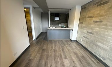 SE VENDE APARTAESTUDIO EN LA CEJA PARQUEADERO Y ÚTIL EDIFICIO PORTELLO