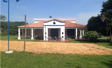 VENTA ESPECTACULAR FINCA, PUERTO GAITAN