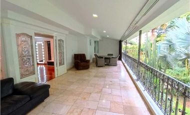 Hermosa casa en el Poblado Sector San Lucas