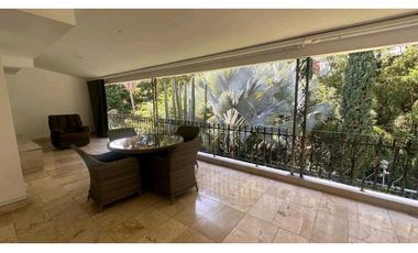 Hermosa casa en el Poblado Sector San Lucas