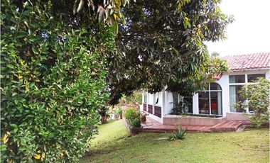 Venta hermosa Casa Campestre Condominio Los Alpes, Silvania