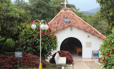 Venta hermosa Casa Campestre Condominio Los Alpes, Silvania