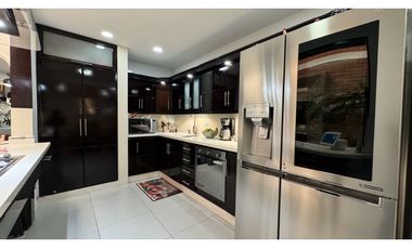 Casa de lujo en venta / permuta - Barrio Parque Lineal Palmira Valle