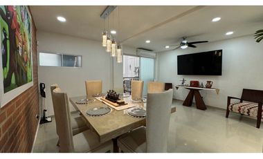 Casa de lujo en venta / permuta - Barrio Parque Lineal Palmira Valle