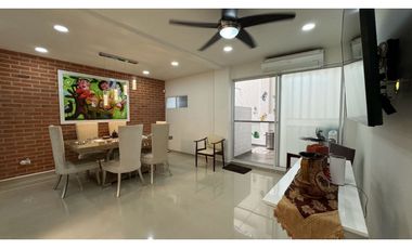 Casa de lujo en venta / permuta - Barrio Parque Lineal Palmira Valle