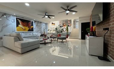 Casa de lujo en venta / permuta - Barrio Parque Lineal Palmira Valle