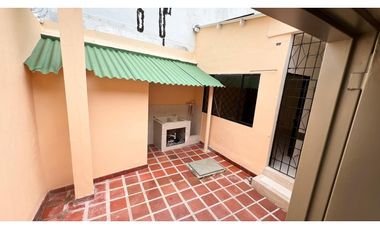 VENTA DE CASA DE 2 HAB EN SINCELEJO, SUCRE BARRIO PUERTO ESCONDIDO