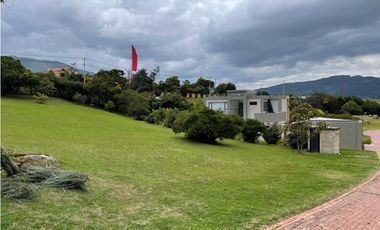 LOTE EN VENTA EN LA CALERA
