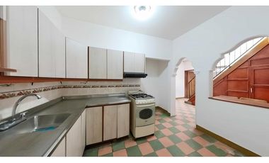vendo casa en buenos aires de 350 metros