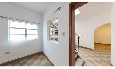 vendo casa en buenos aires de 350 metros