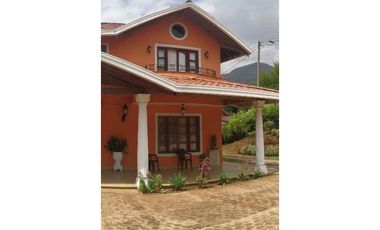 Increíble finca en venta: Villa roca norte 2 Copacabana