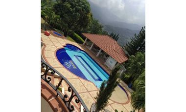 Increíble finca en venta: Villa roca norte 2 Copacabana