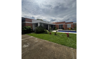 VENTA DE ESPECTACULAR CASA CAMPESTRE EN ROZO VALLE DEL CAUCA