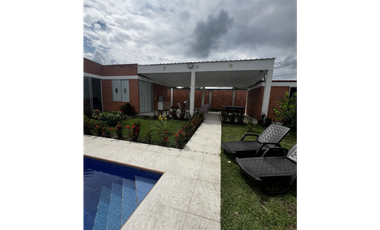VENTA DE ESPECTACULAR CASA CAMPESTRE EN ROZO VALLE DEL CAUCA