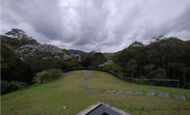 Casa en Arriendo en El Retiro Sector La Fe