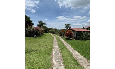 VENTA DE FINCA PRODUCTORA DE CAFE, PLATANO Y TURISMO