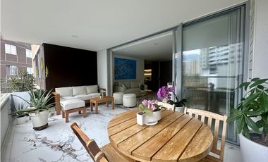 Venta de Apartamento en Envigado Loma de Los Mesa