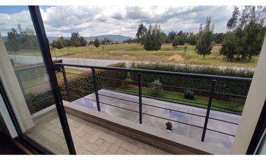 Cajicá, VERDE VIVO, 276 M2 lote, 179 M2 construidos