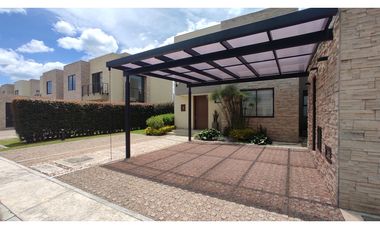 Cajicá, VERDE VIVO, 276 M2 lote, 179 M2 construidos