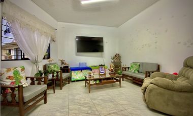 Venta Casa Urbana Para Edificio El Retiro