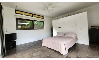 VENDO CASA CAMPESTRE EN LA VEGA CUND.
