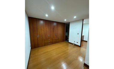 VENTA HERMOSO APARTAMENTO TORRES DE CASTILLA