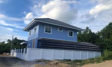 4 Bedroom House for sale in Chomphu, Chiang Mai