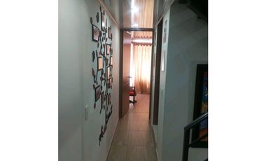 SE VENDE HERMOSO CASA EN BOSA LAURELES