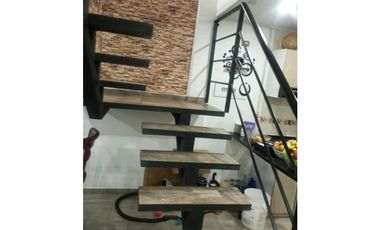 SE VENDE HERMOSO CASA EN BOSA LAURELES