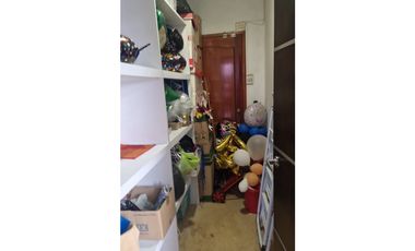 Vende piso con oficinas  en el centro 225 m2 excelente ubicación