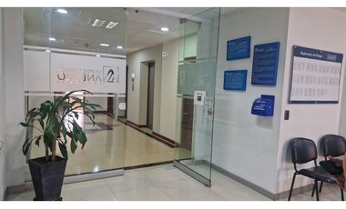 Vende piso con oficinas  en el centro 225 m2 excelente ubicación