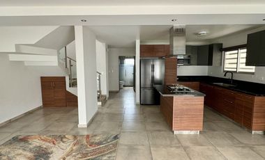 En venta casa equipada en Valparaíso Residencial