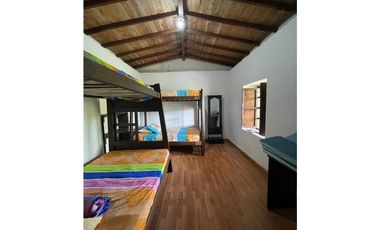 FINCA EN VENTA GUATAPÉ ANTIOQUIA