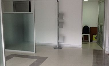 OFICINA CON TERRAZA EN ARRIENDO EN CENTRO MANIZALES | ARRIENDOS