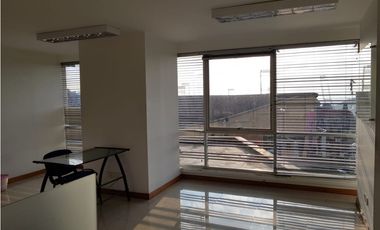 ARRIENDO OFICINA EN PALOGRANDE MANIZALES | ARRIENDOS MANIZALES