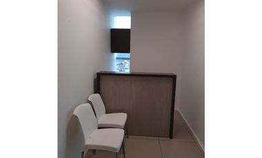 Se Alquila local en la Av Santander Manizales