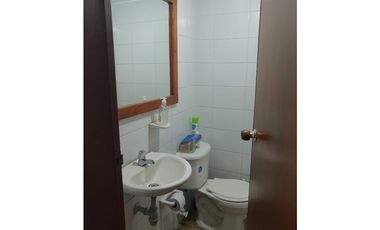 ALQUILER DE OFICINA EN AV SANTANDER, MANIZALES