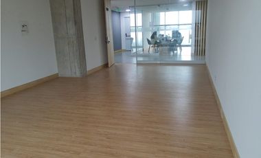 ALQUILER OFICINA EN PALOGRANDE,MANIZALES