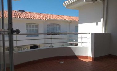 Casa en conjunto cerrado cerca del mar Santa Marta 001