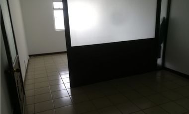 ALQUILER OFICINA AV SANTANDER, MANIZALES