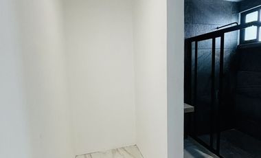 Casa en venta con acceso a amplia área verde en Monte Novo