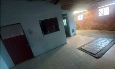 ACSI 1004. Casa Lote en venta, Madrid Cundinamarca