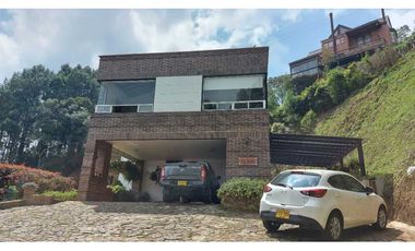 Encantadora Casa Campestre en Alto del Escobero, Retiro